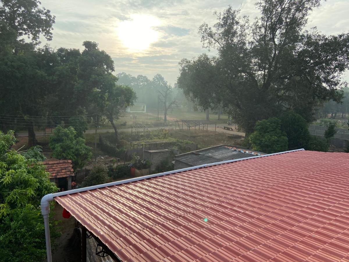 Erisha Tadoba Otel Mohurli Dış mekan fotoğraf