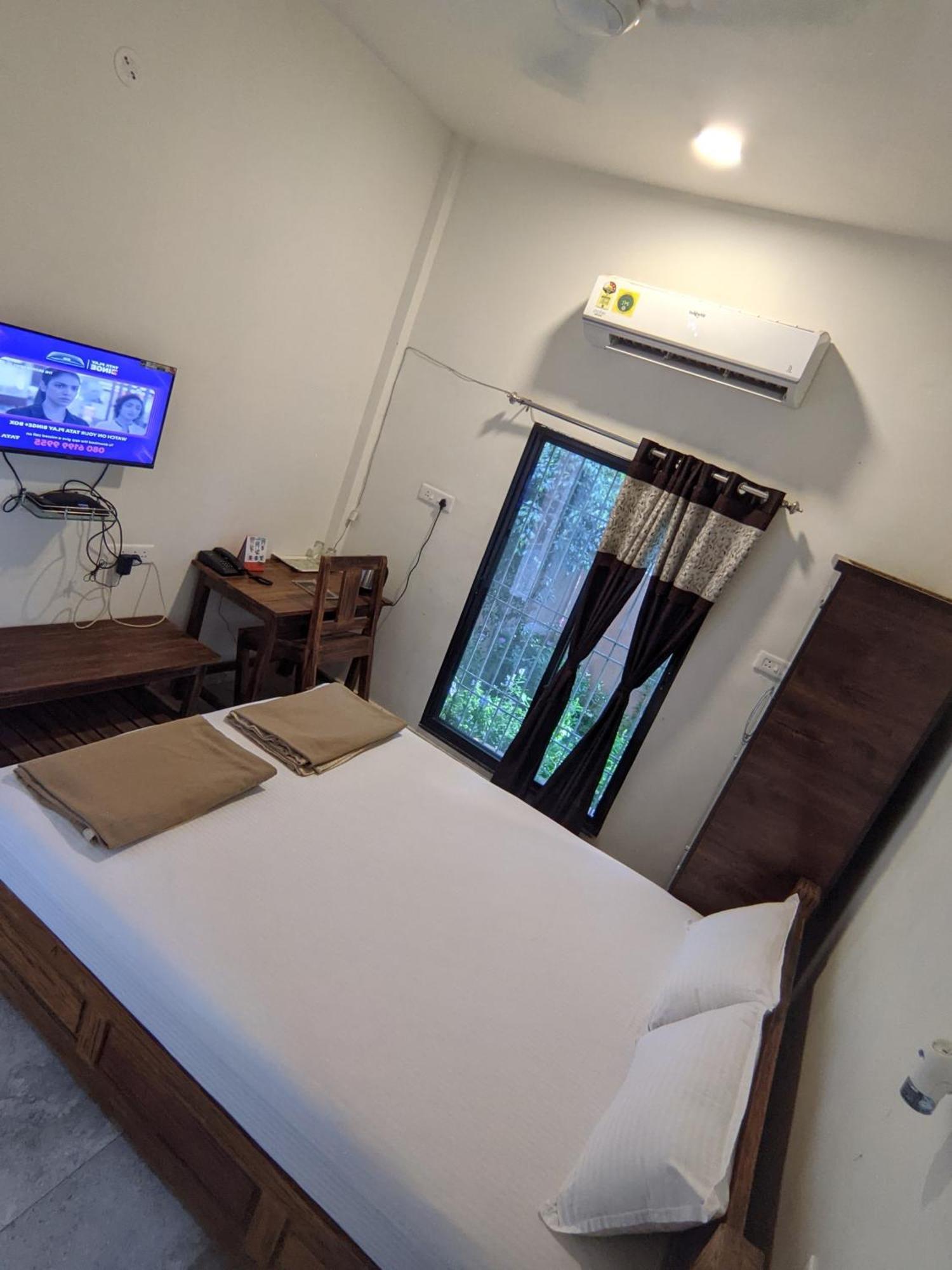 Erisha Tadoba Otel Mohurli Dış mekan fotoğraf