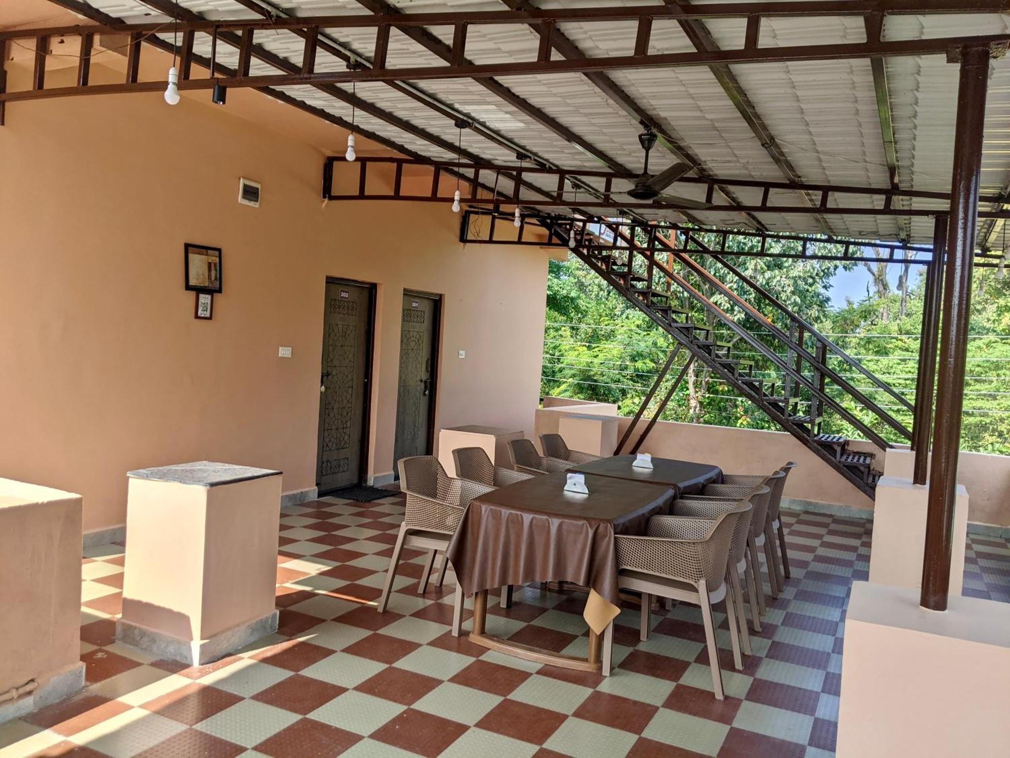 Erisha Tadoba Otel Mohurli Dış mekan fotoğraf